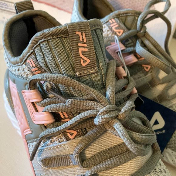 Womens Fila Running Shoes - NWT - Picture 9 of 10